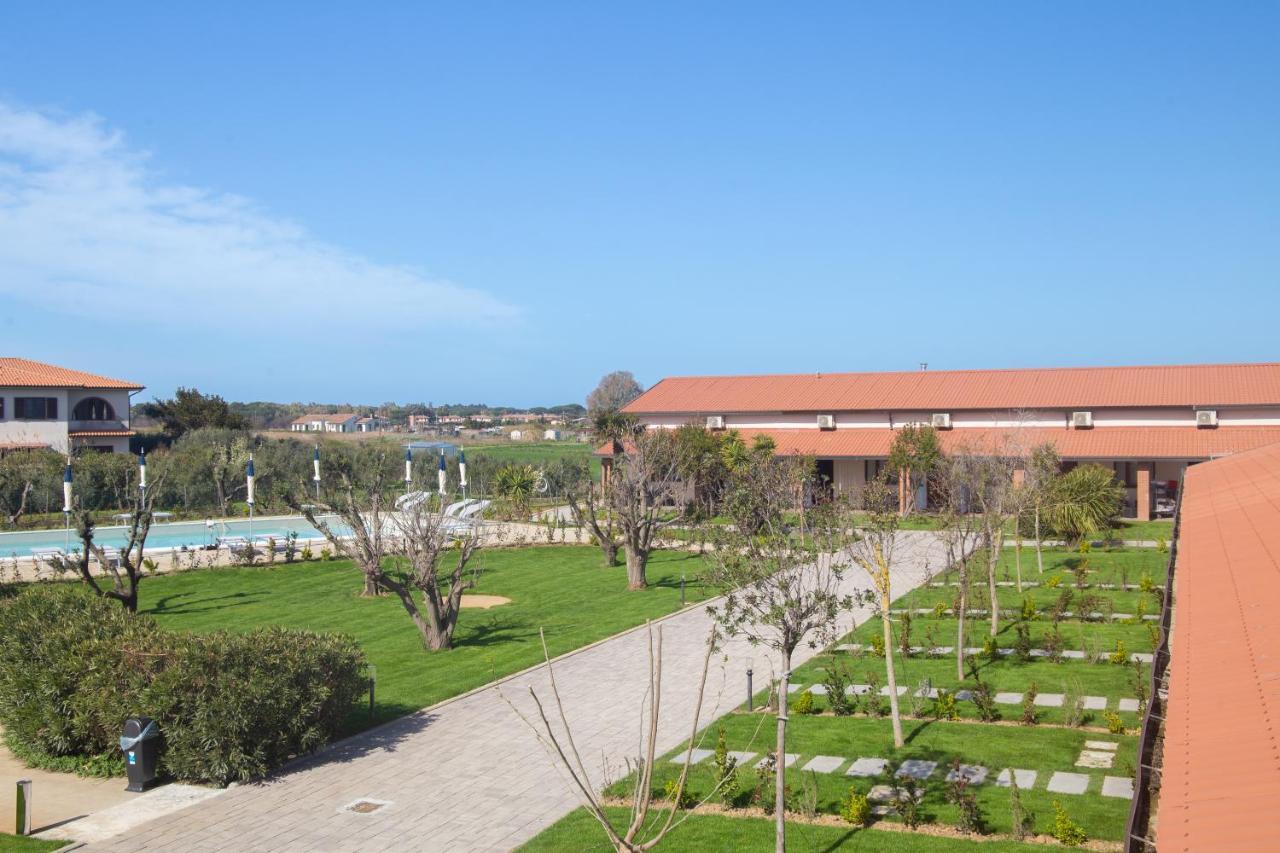 Delfino Tuscany Resort Marina di Cecina Ngoại thất bức ảnh